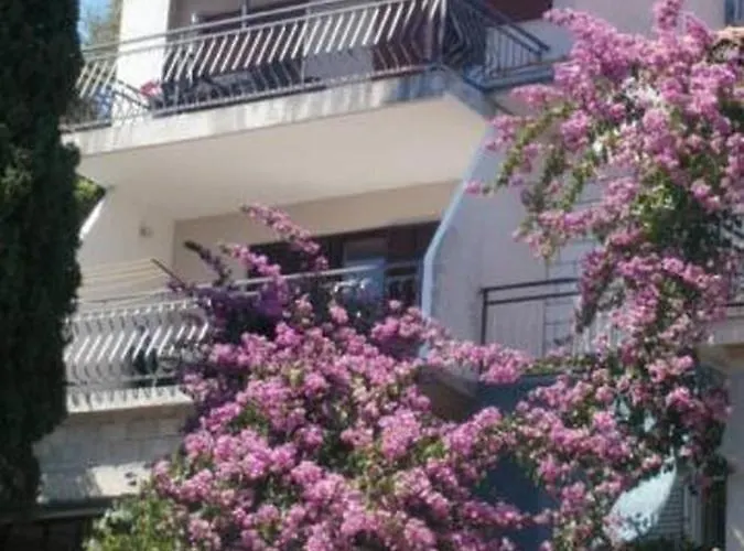 In With Sea View, Balcony, Air Conditioning, W-lan 5055-1 *