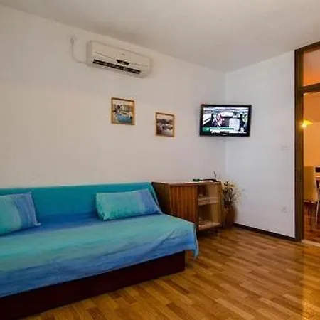 In With Sea View, Balcony, Air Conditioning, W-lan 5055-1 Апартаменти *